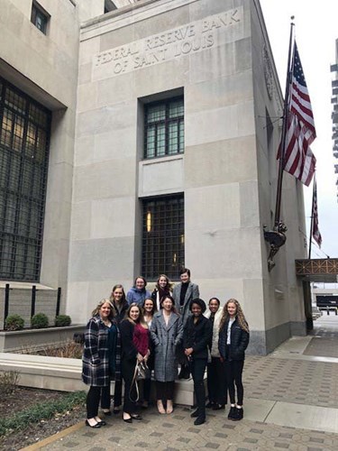 Students at St Louis Fed