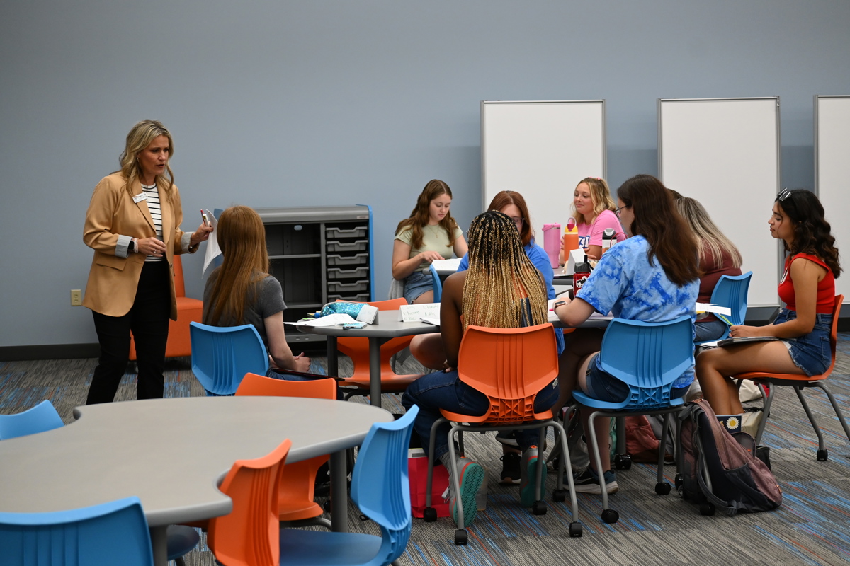 USI debuts new Literacy Center in Rice Library 