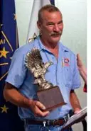 Ross Hettenbach with trophy