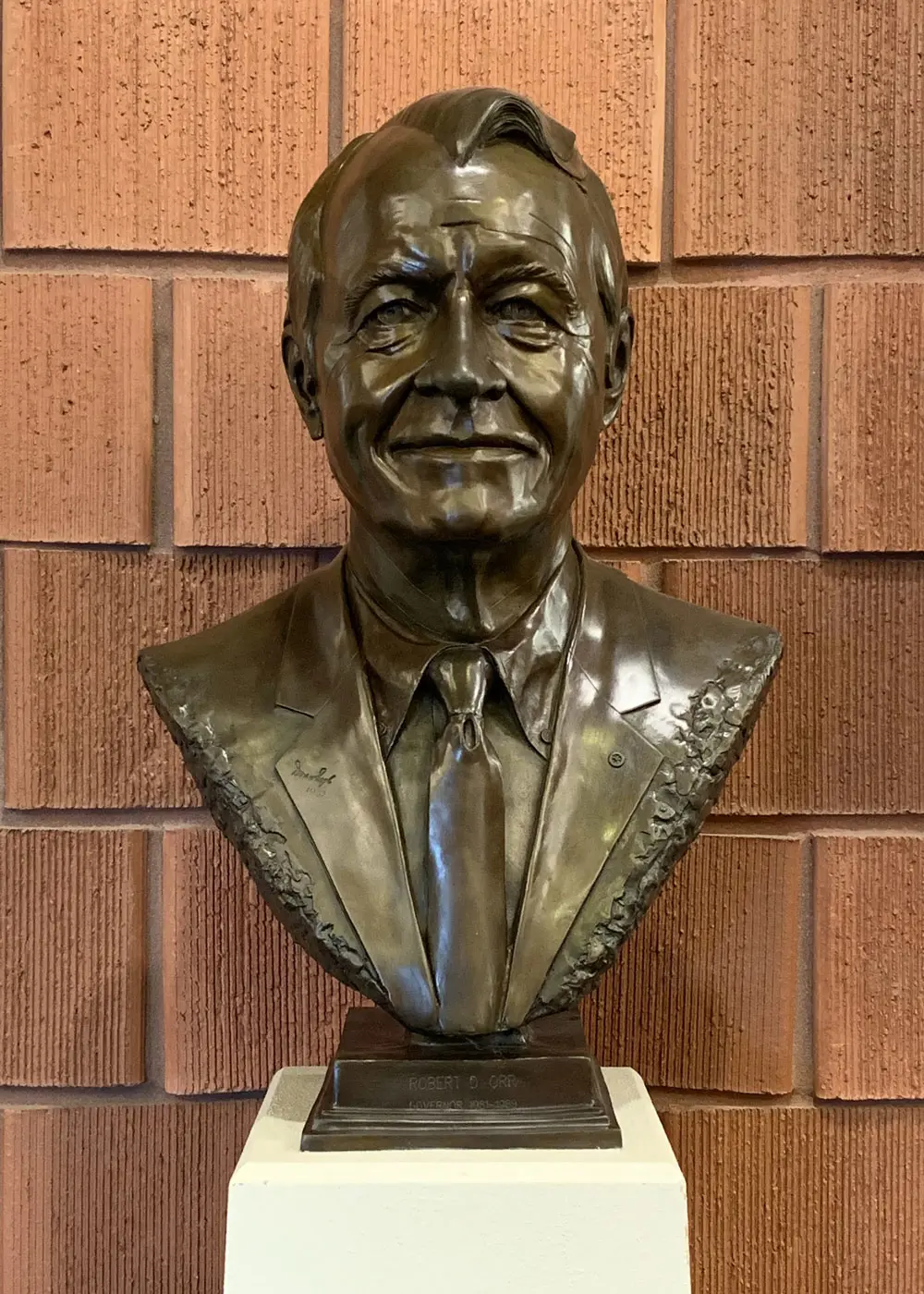 Bust of Robert D. Orr