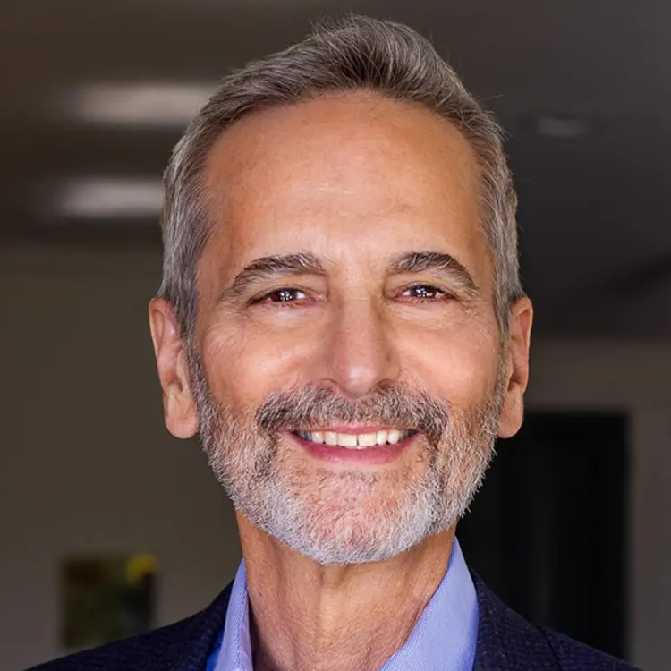 Photo of Gary Small