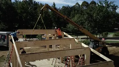 The Minka being built