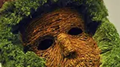 Sculpture by Matt Perez, face with mossy beard