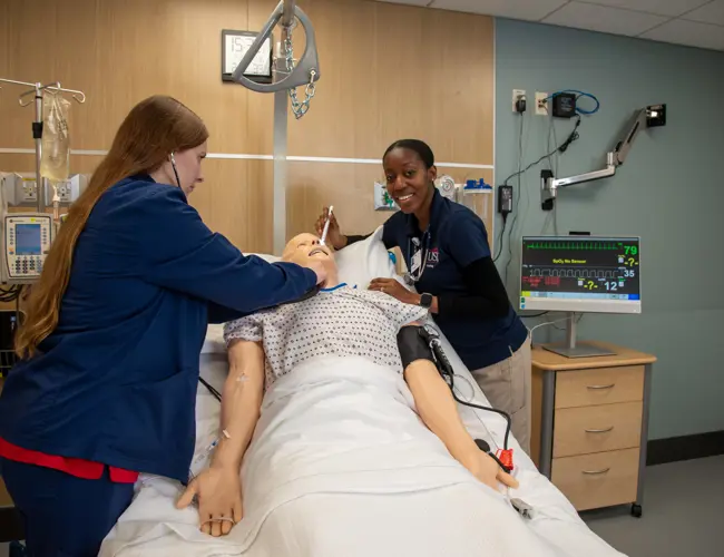 USI receives $1 million endowed scholarship gift to support graduate nursing, names Health Professions Center auditorium 